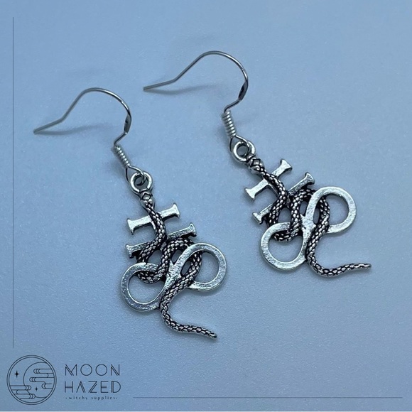 Witchy Earrings - Picture 3 of 3